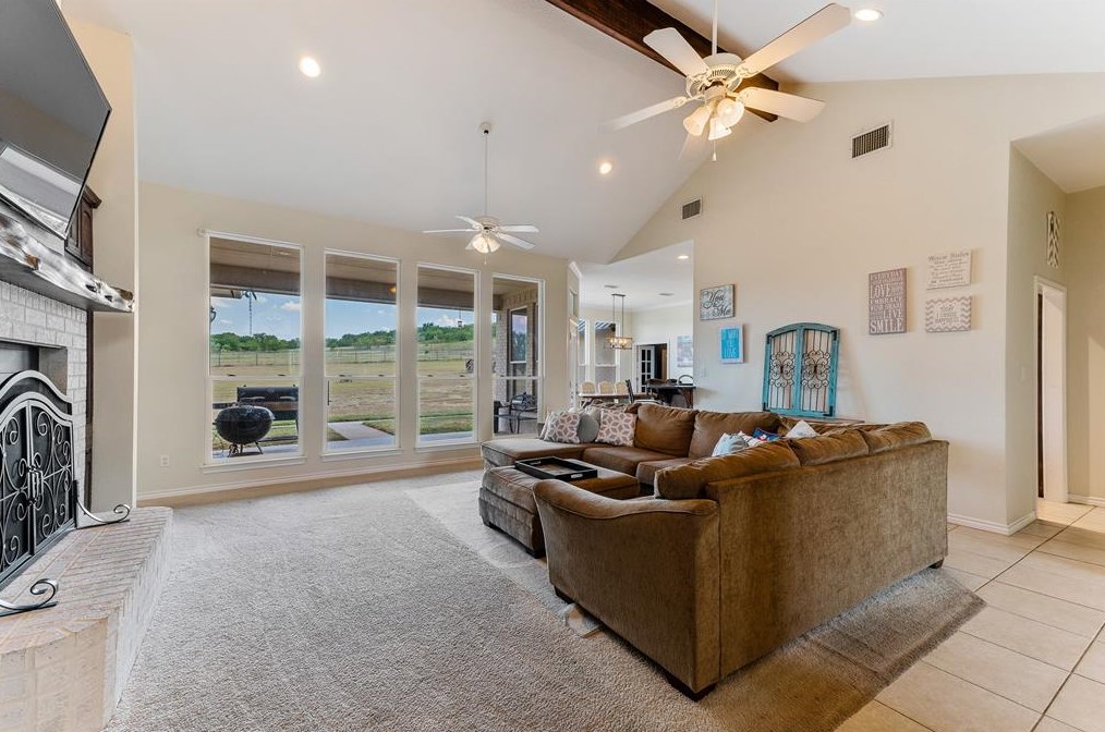 125 Sams Ln, Aledo, TX 76008-4885