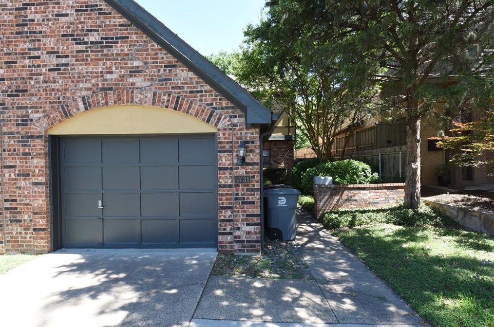 5731 Penrose Ave, Dallas, TX 75206