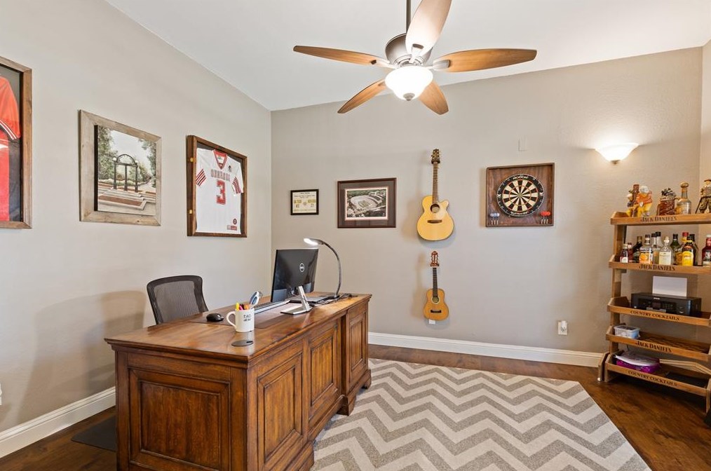 5618 Allen Ln, Rowlett, TX 75088-7605