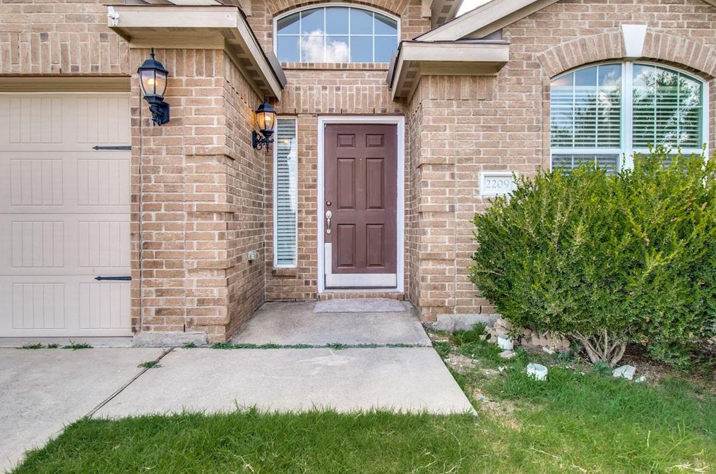 2209 Meadow Dr, Anna, TX 75409