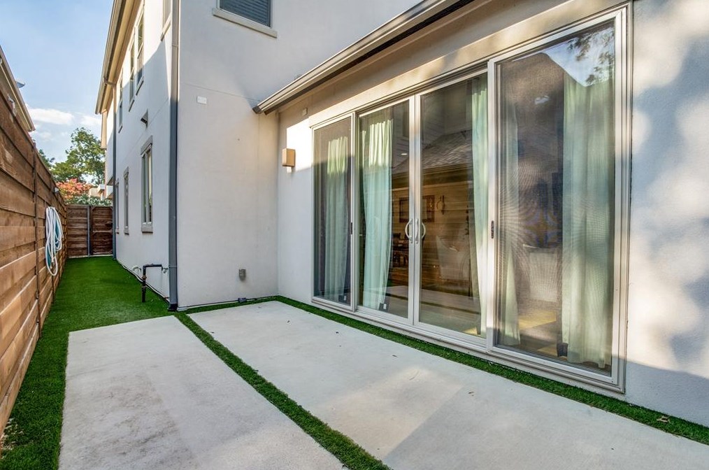 5616 Longview St, Dallas TX 75206-5610 exterior