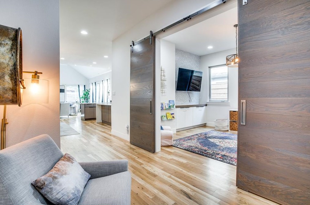 5616 Longview St, Dallas TX 75206-5610 exterior