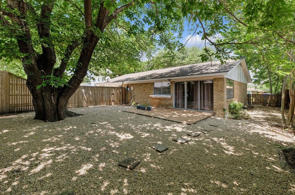 2716 Laurel Ln, Plano, TX 75074