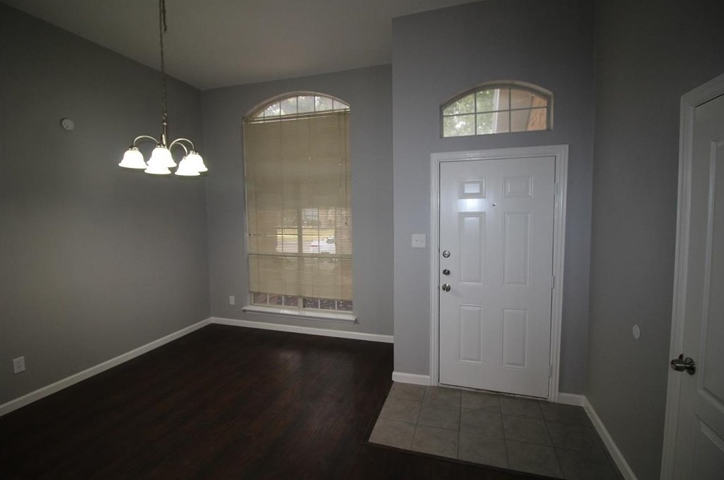 716 Oteca Dr, Desoto, TX 75115-6630