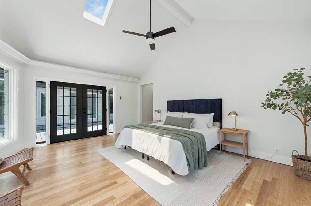 2338 Pinebluff Dr, Dallas TX  75228-5840 exterior