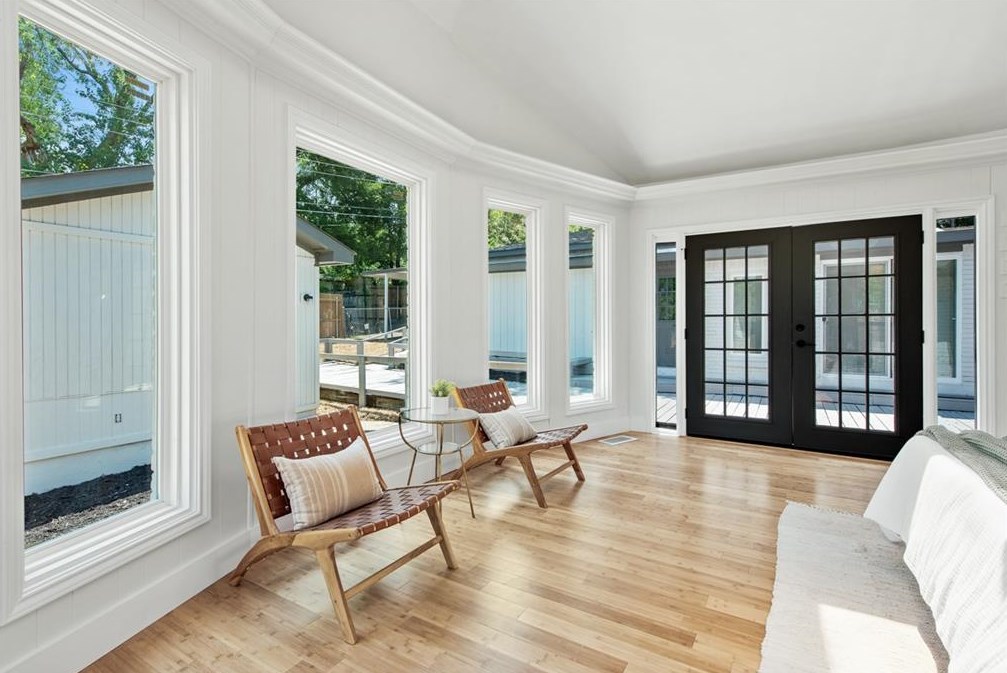 2338 Pinebluff Dr, Dallas TX  75228-5840 exterior