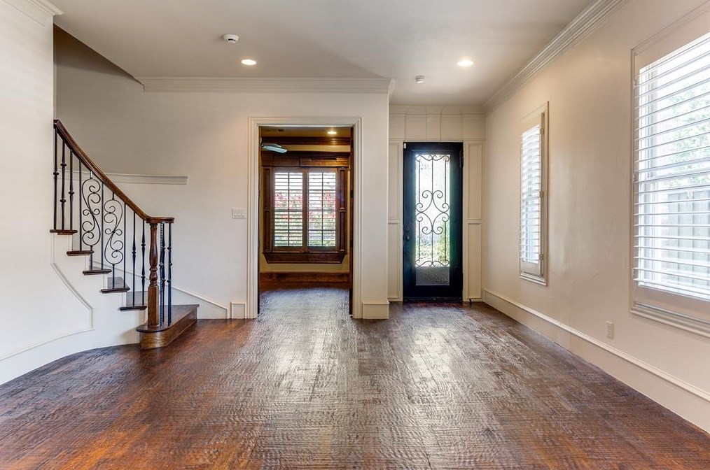 3530 Asbury St, Dallas, TX 75205