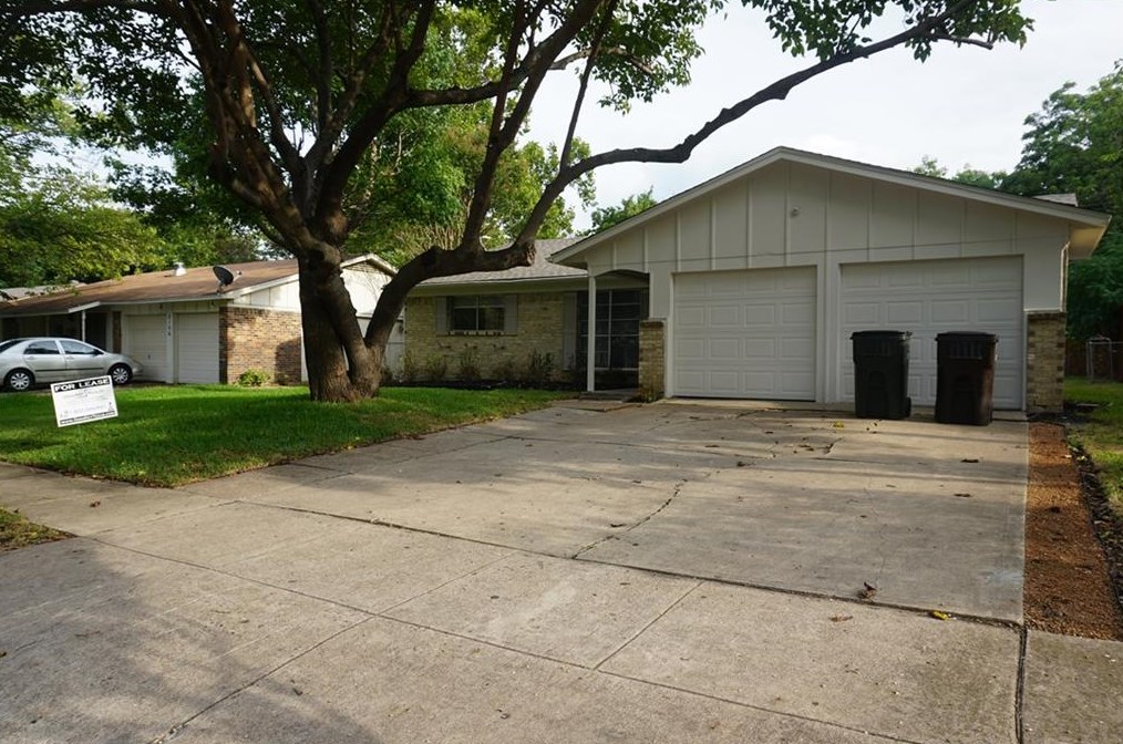2102 Redbud Ln, Plano, TX 75074