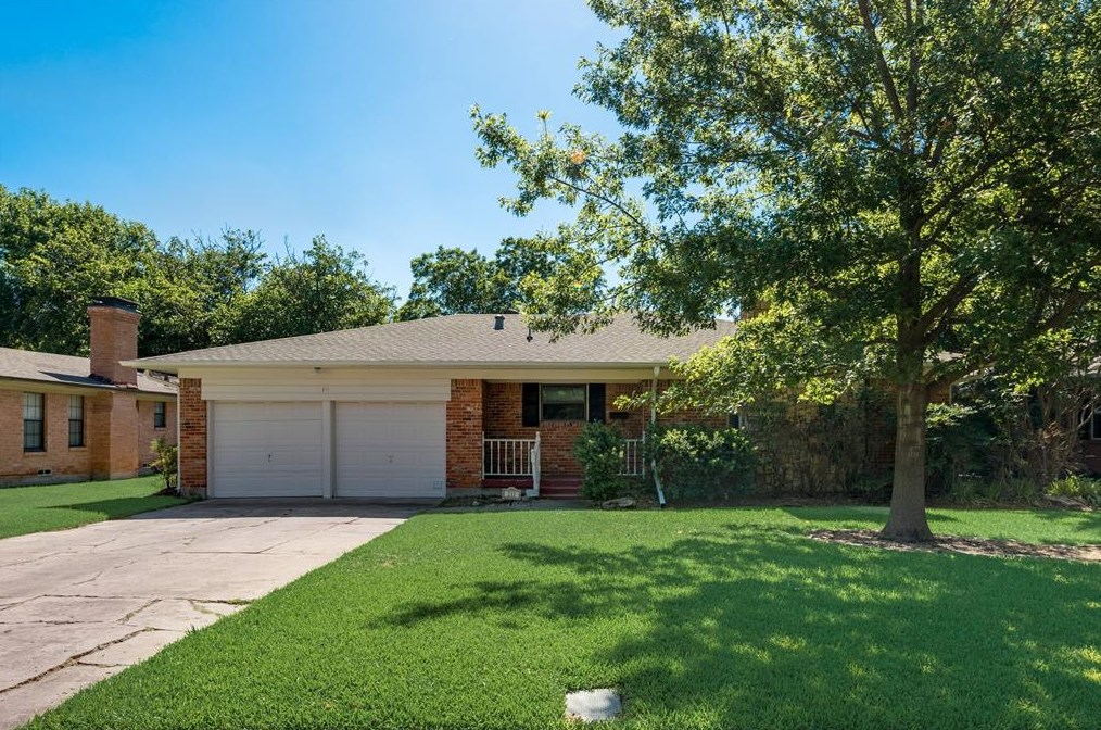 211 Martha Mnr, Richardson, TX 75081