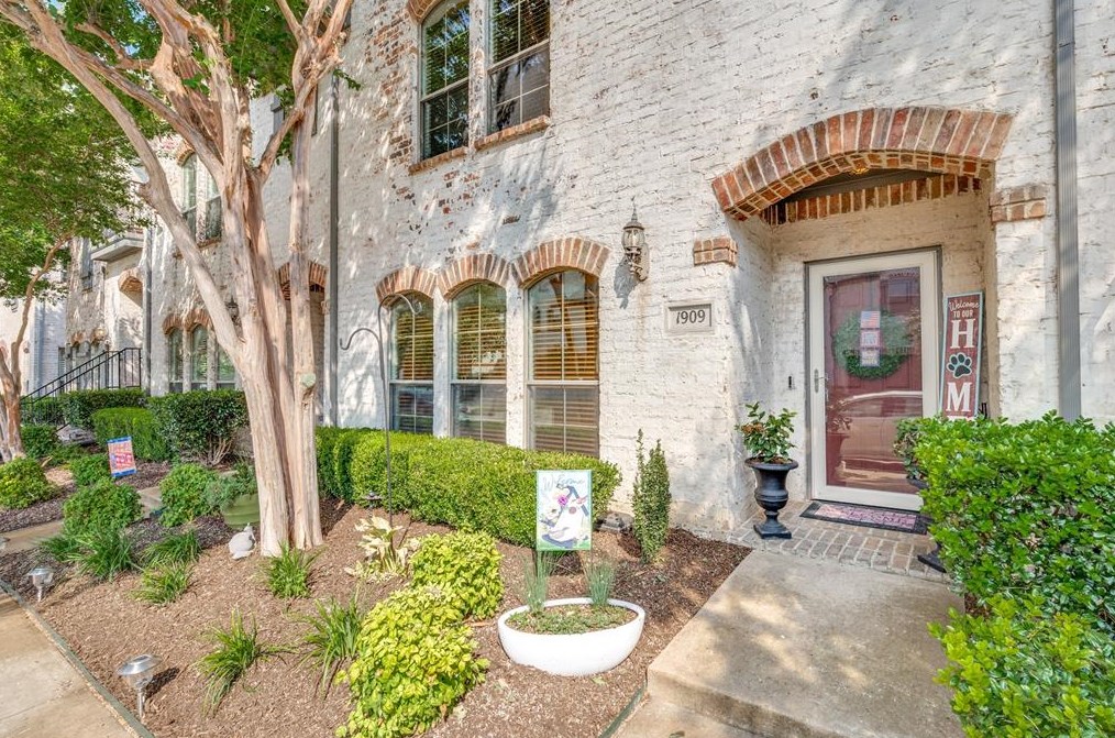 1909 Cortez Ln, Mckinney, TX 75070-5523