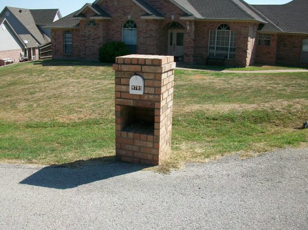 9703 Argyle Ct, Granbury, TX 76049