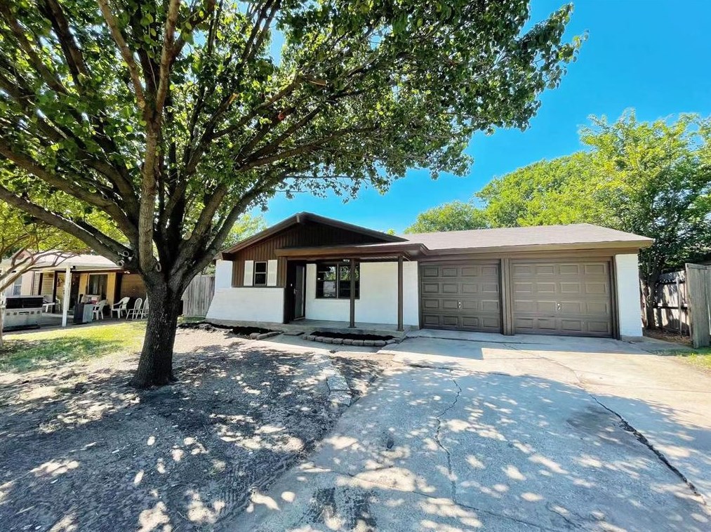 1611 Cascade St, Mesquite TX  75149-2333 exterior