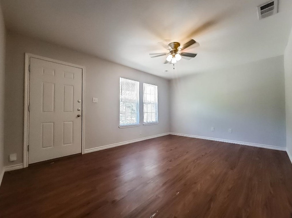114 Ross Ave, Euless, TX 76040