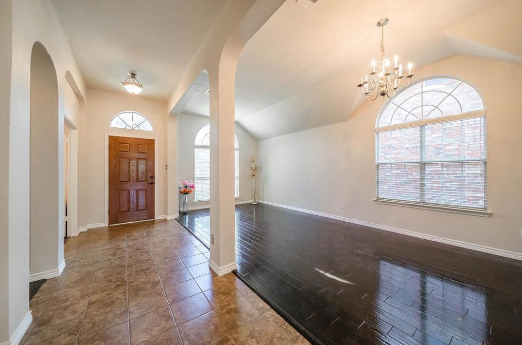 9425 Woodhurst Dr, McKinney, TX 75070