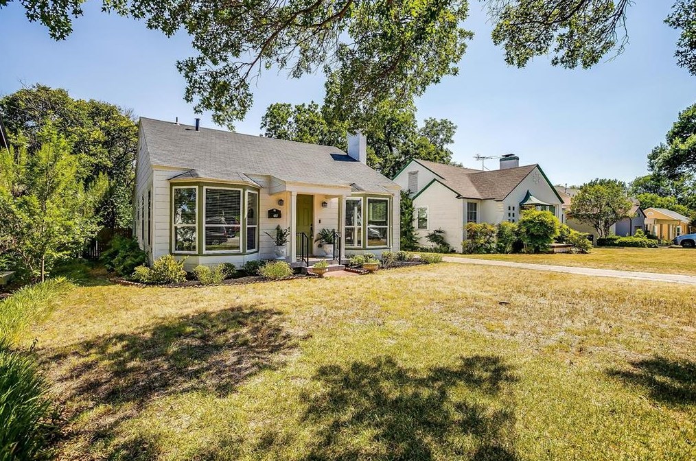 4217 Lovell Ave, Fort Worth, TX 76107