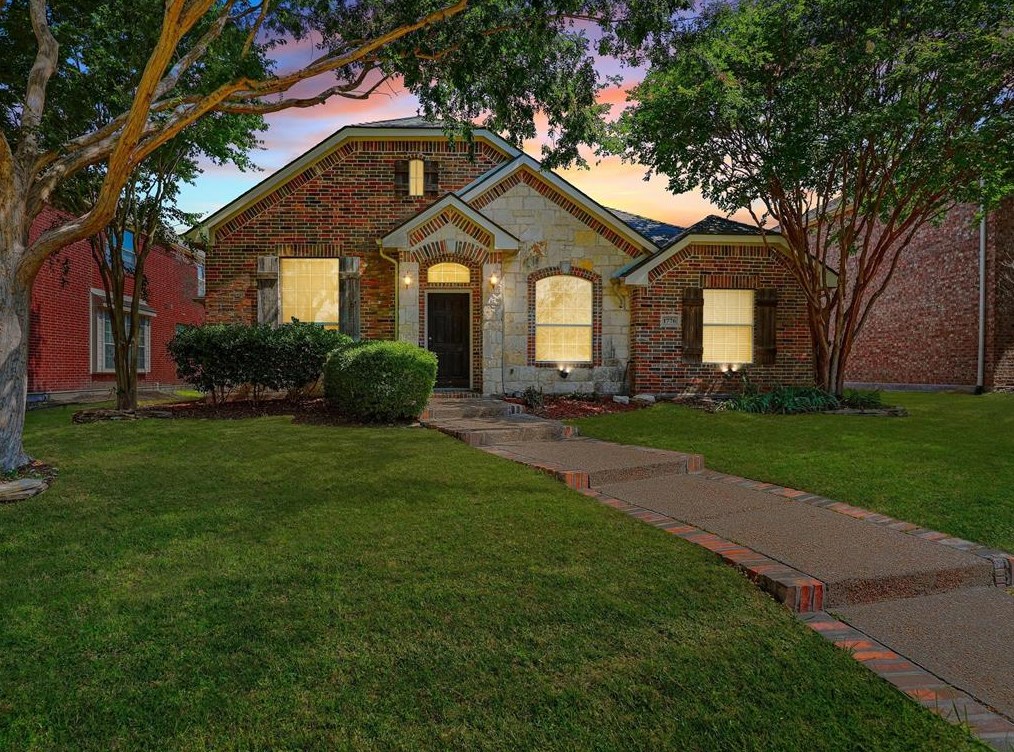 1776 Bentley Dr, Frisco, TX 75033