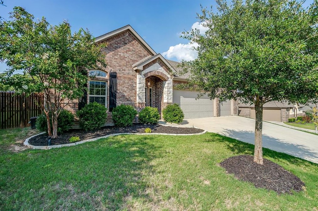 2109 Louis Trl, Weatherford, TX 76087