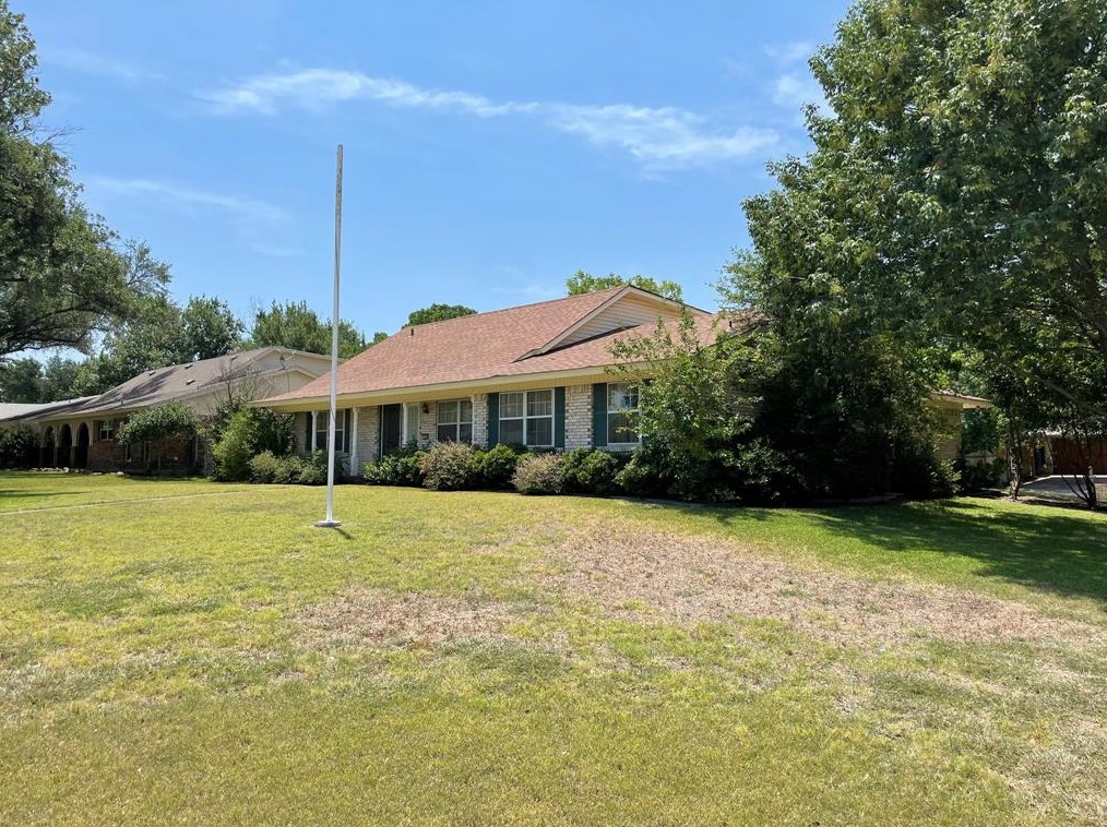 1300 Dunbarton Dr, Richardson, TX 75081