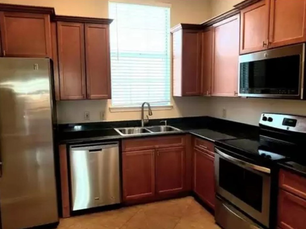 628 Raintree Cir, Coppell, TX 75019