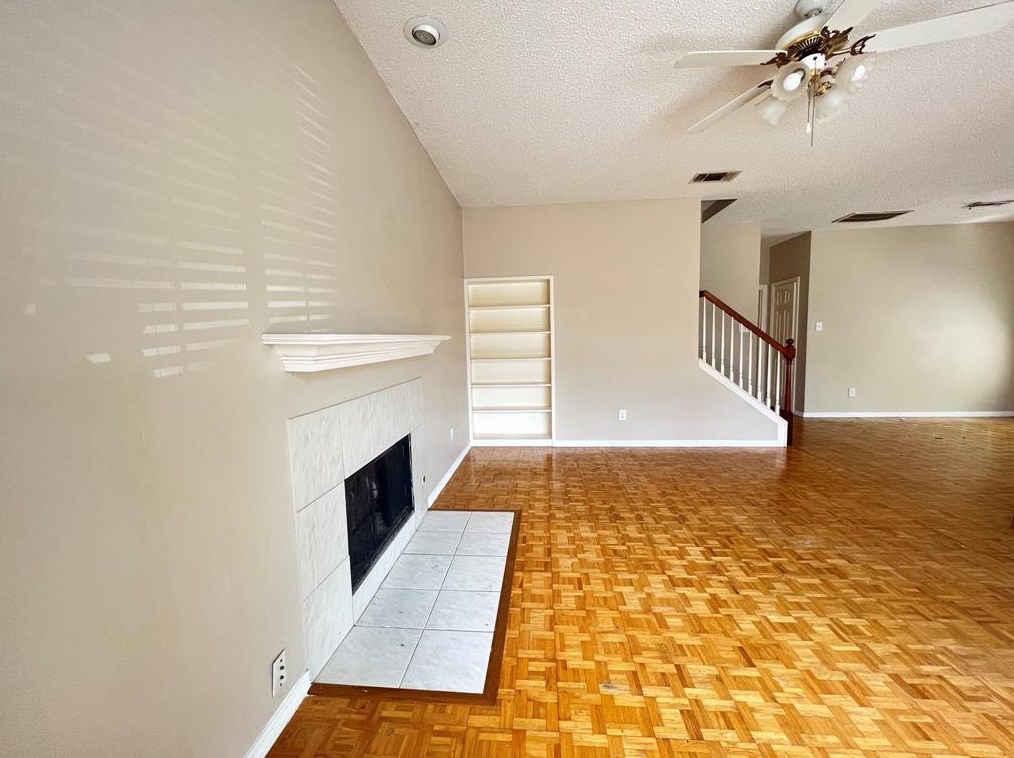 3033 Brookshire Dr, Plano TX  75075-7645 exterior