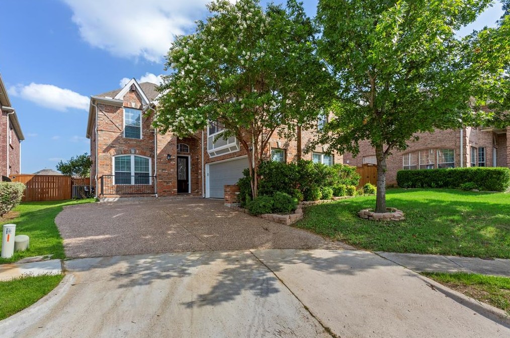 8651 Drayton Dr, Irving, TX 75063