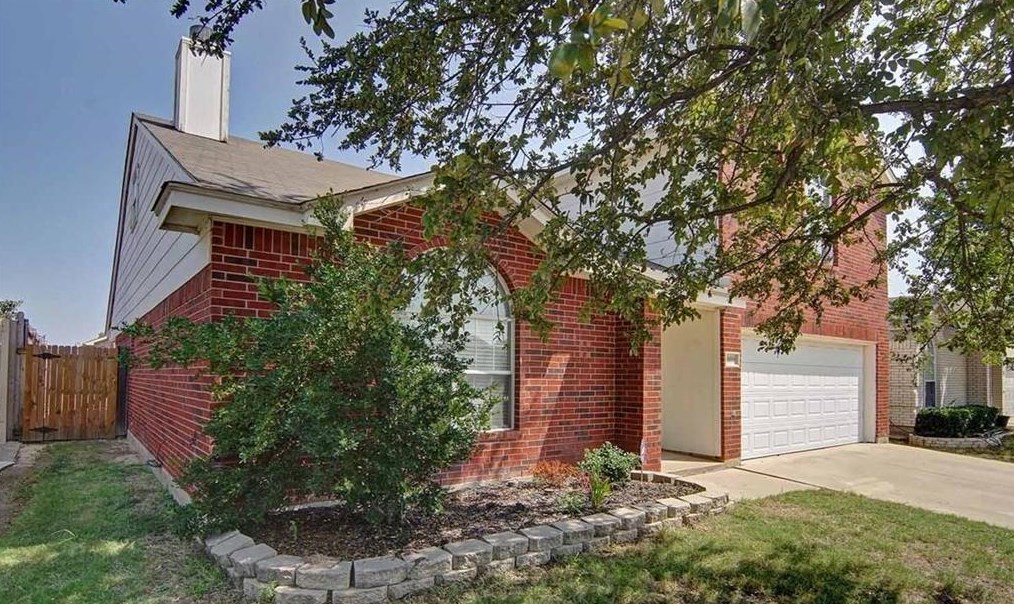 8959 Rushing River Dr, Fort Worth, TX 76118