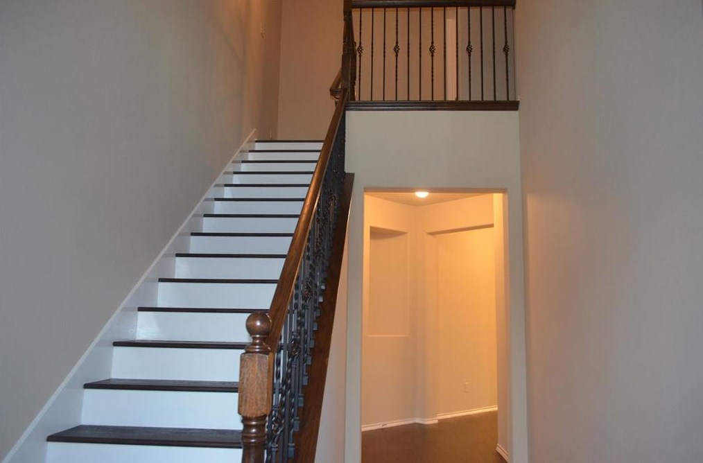 9933 Pronghorn Rd, McKinney, TX 75071