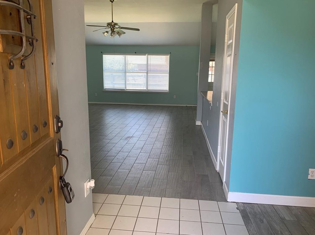 8428 Clearbrook Dr, Fort Worth, TX 76123