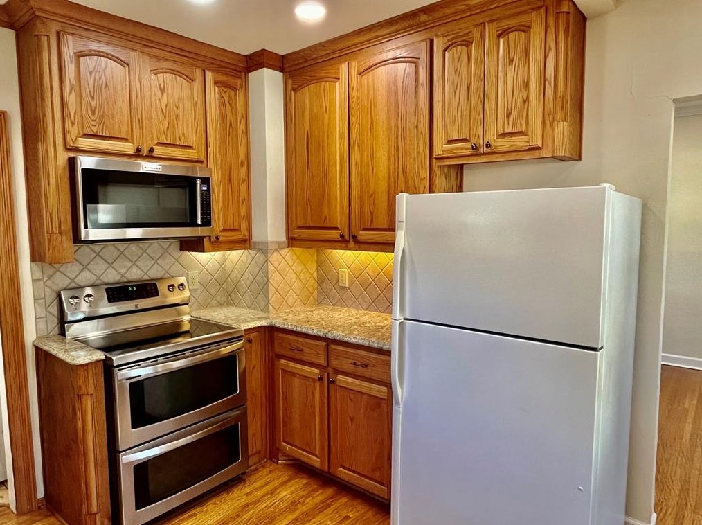 3448 Milton Ave, Dallas TX  75205-1384 exterior