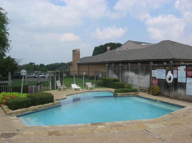 2610 Lakehill Ln #15c, Carrollton, TX 75006