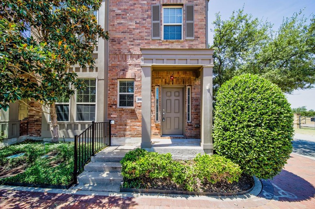 3880 Everwood Ln, Addison, TX 75001