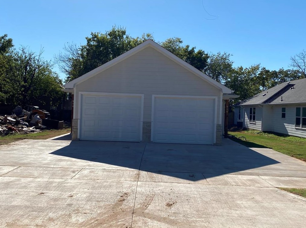 910 N Throckmorton #910, Sherman, TX 75090