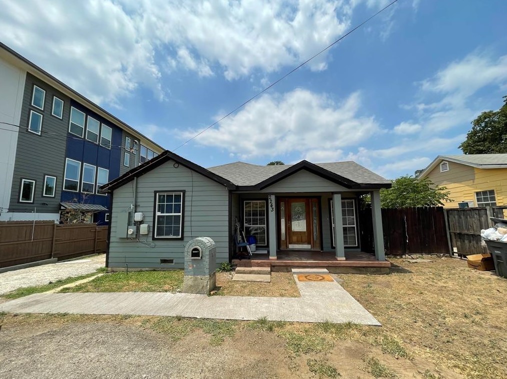 2243 Lovedale Ave, Dallas, TX 75235