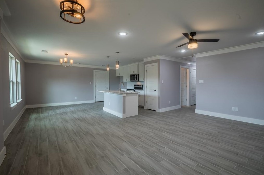3302 Sumac Dr, Granbury, TX 76048