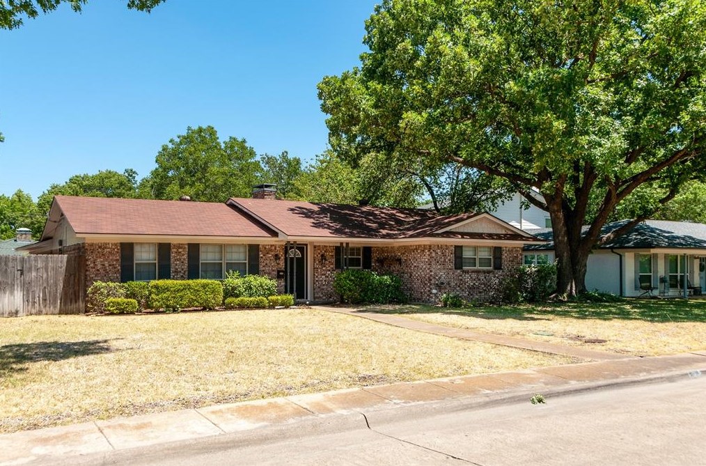 108 Trinity Ln, Waxahachie, TX 75165