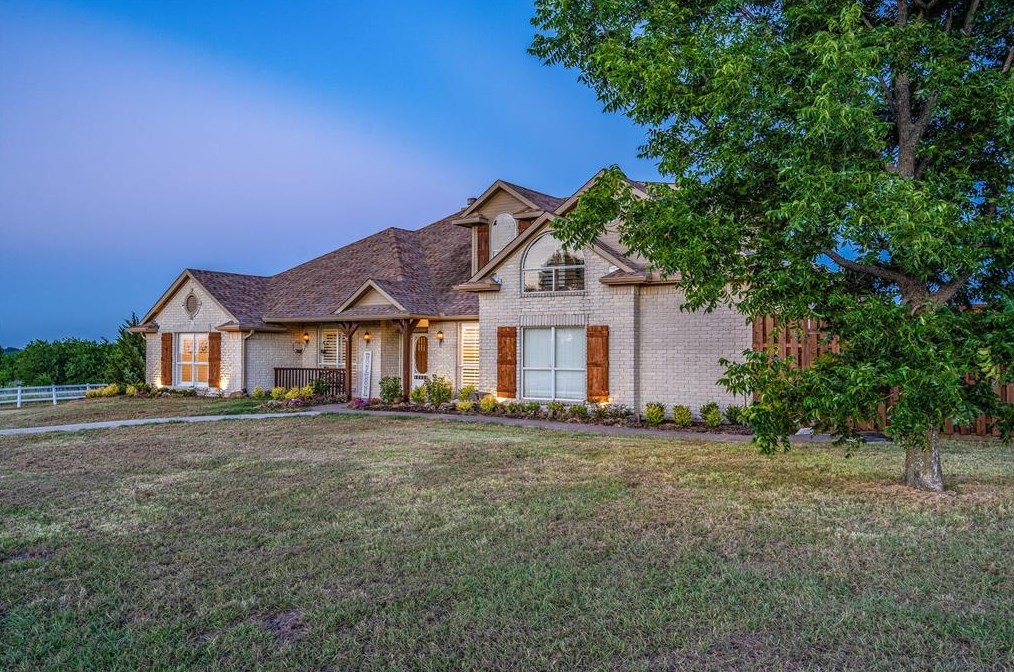 12300 Helms Trl, Forney, TX 75126-7096