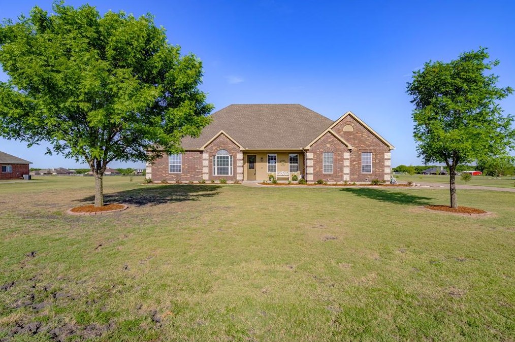 320 Westward Dr, Royse City, TX 75189-6177