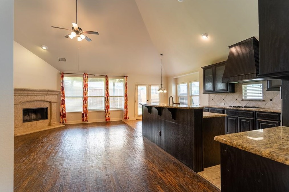 15113 Mount Evans Dr, Oak Point, TX 75068