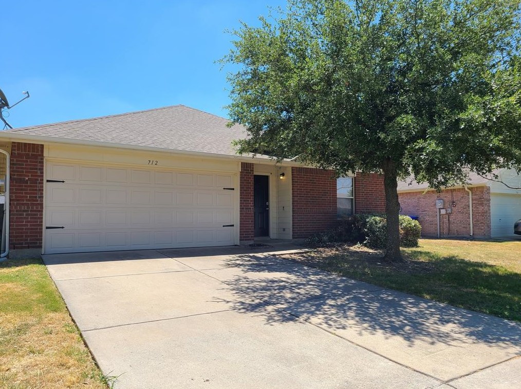 712 Preston Dr, Royse City, TX 75189