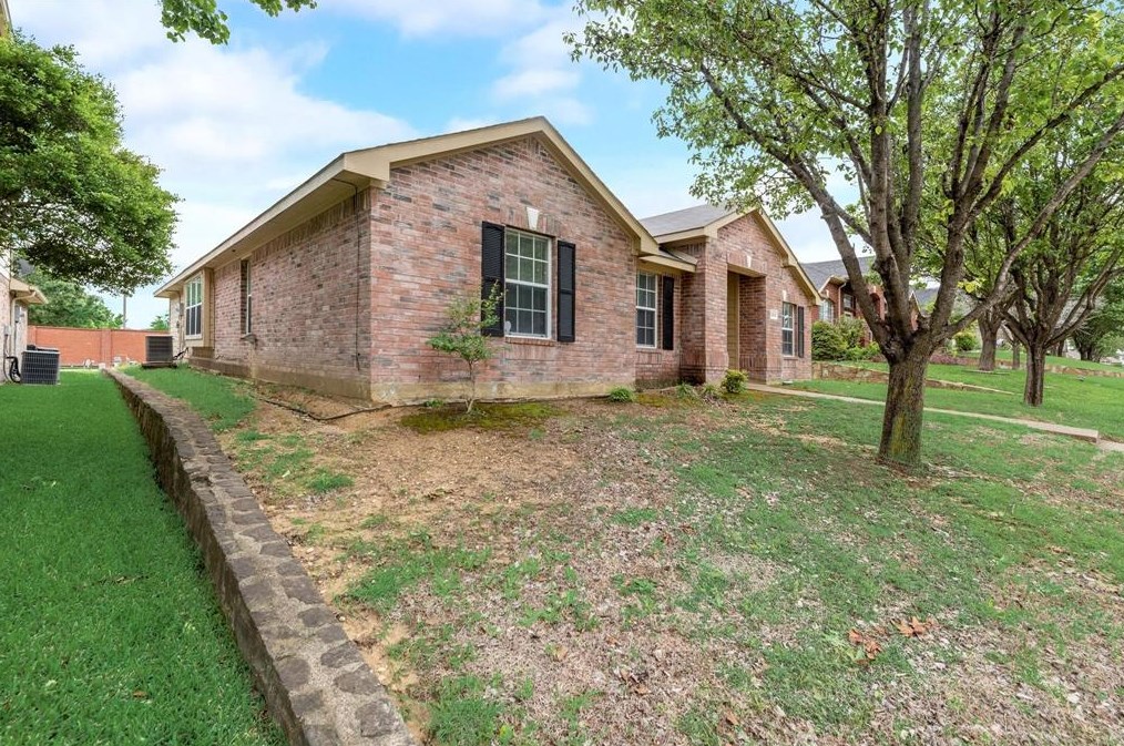 3333 Pecan Shadow Way, Mesquite, TX 75181