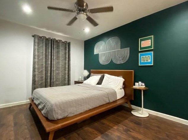 1722 Wilbur St, Dallas TX  75224-1604 exterior