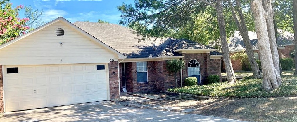 514 Highland Oaks Dr, Greenville, TX 75402