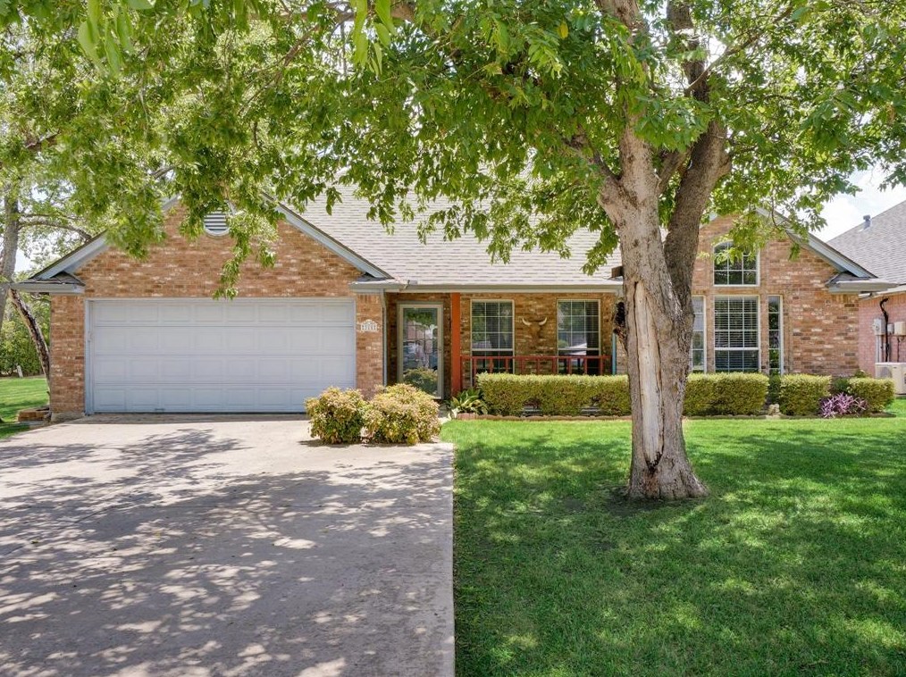 315 W 6th St, Justin, TX 76247