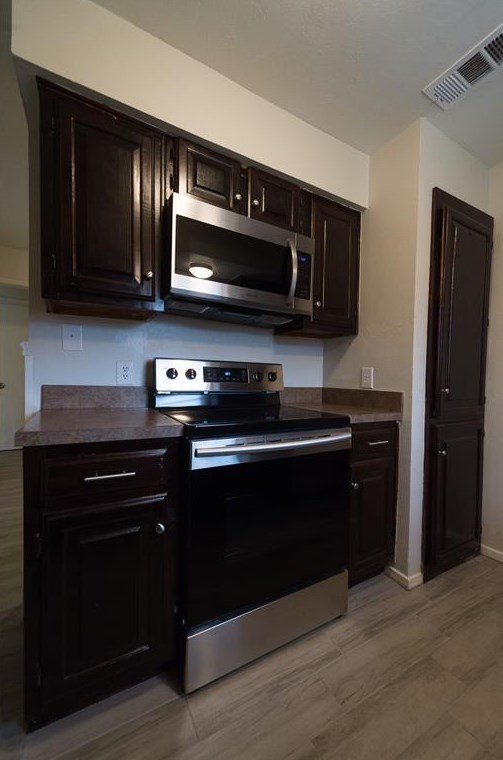 1316 Mulberry Ln, Mesquite TX  75149-6014 exterior