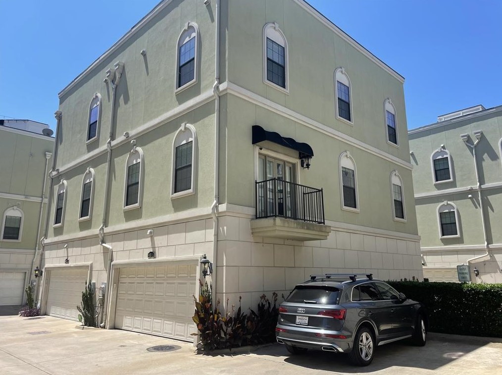 1405 Mccoy St, Dallas, TX 75204-5403