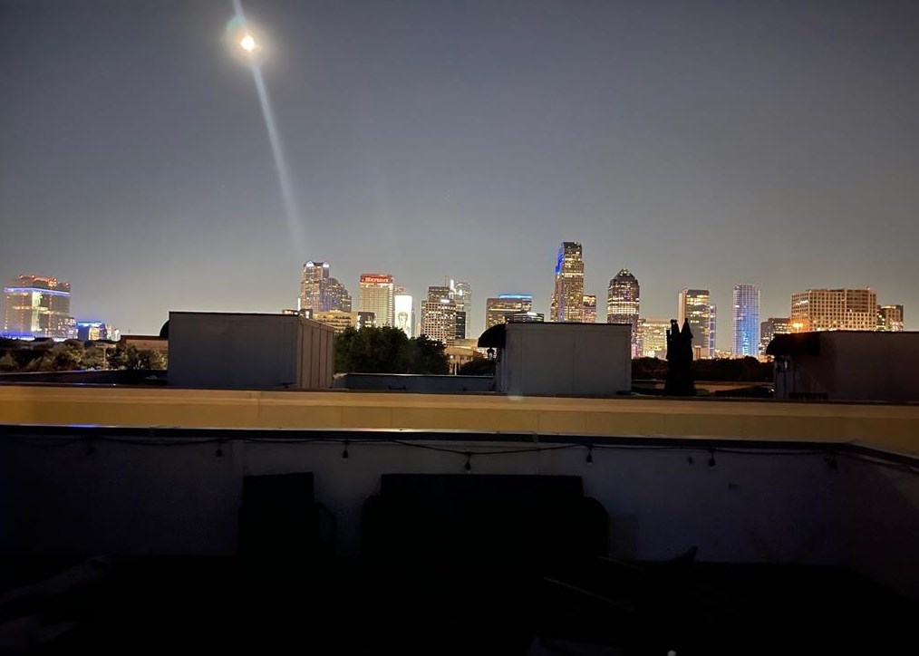 1405 Mccoy St, Dallas TX  75204-5403 exterior