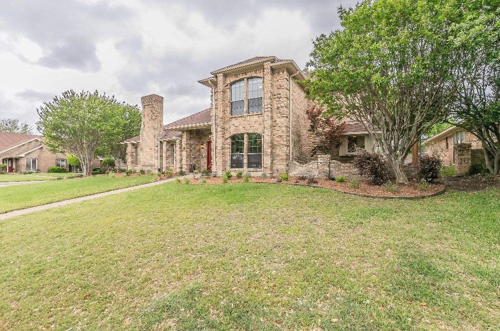 6403 Genstar Ln, Dallas, TX 75252