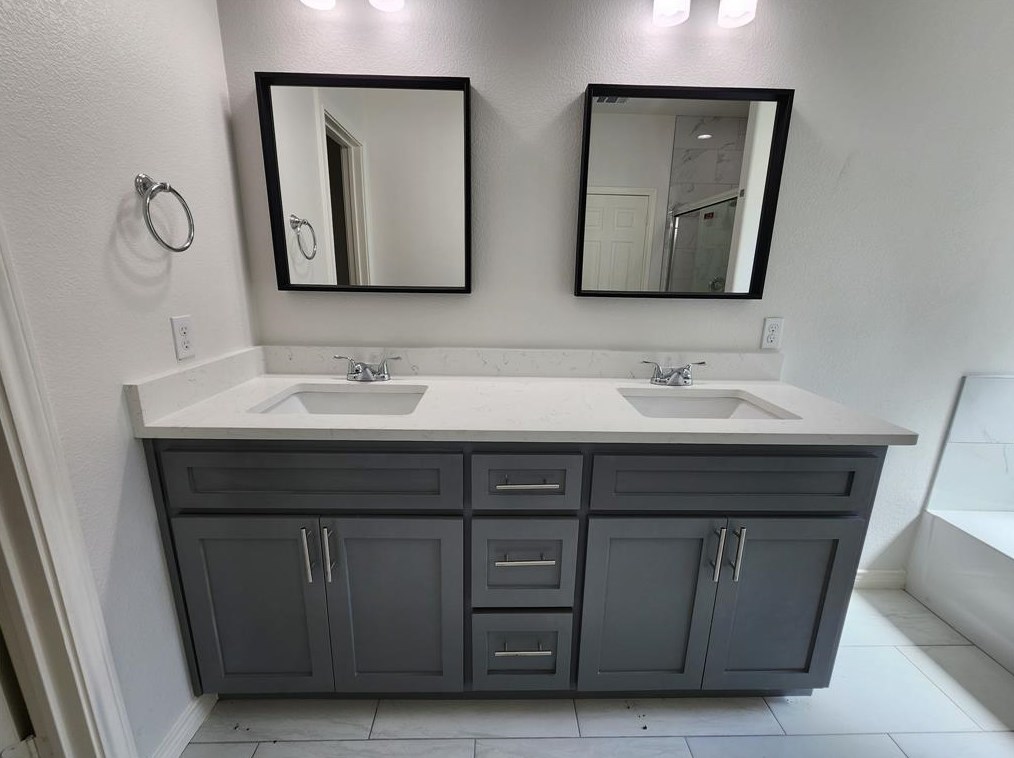 7919 Hull Ave, Dallas TX 75216-4133 exterior