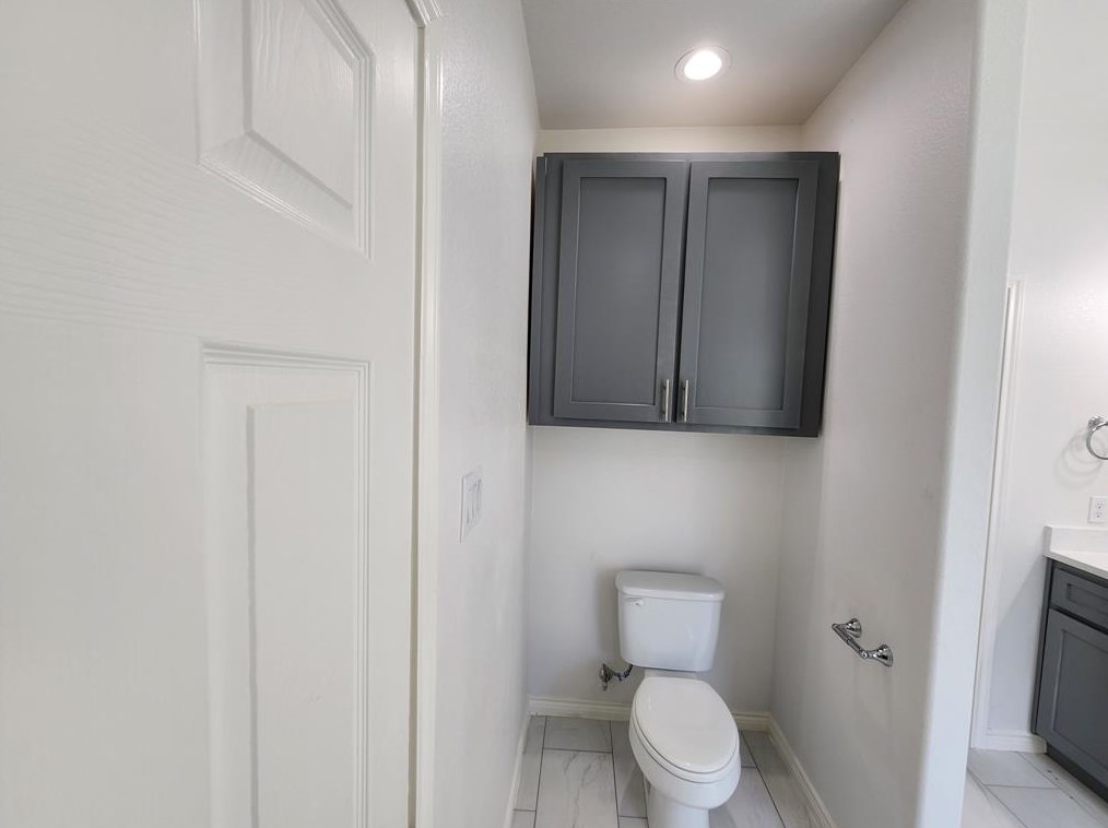 7919 Hull Ave, Dallas TX 75216-4133 exterior