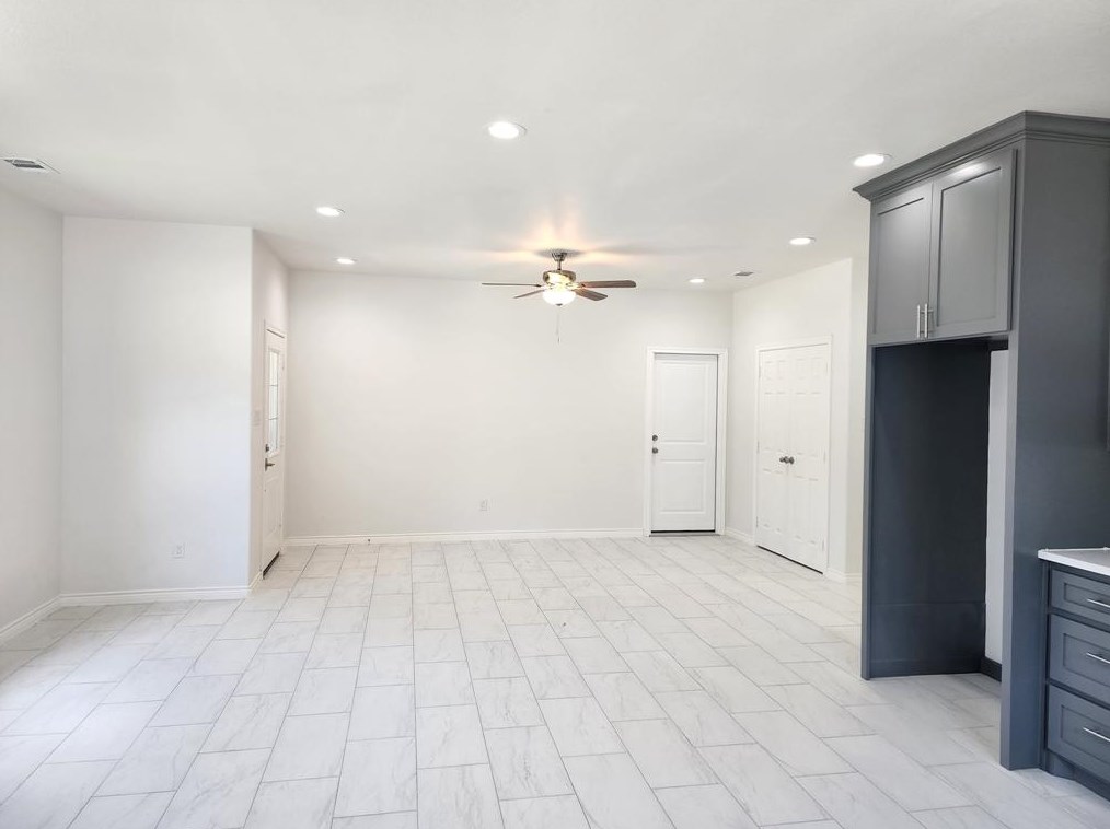 7919 Hull Ave, Dallas TX 75216-4133 exterior